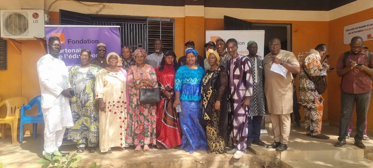 Inauguration de la 11ème salle multimédia de la fondation Orange Mali