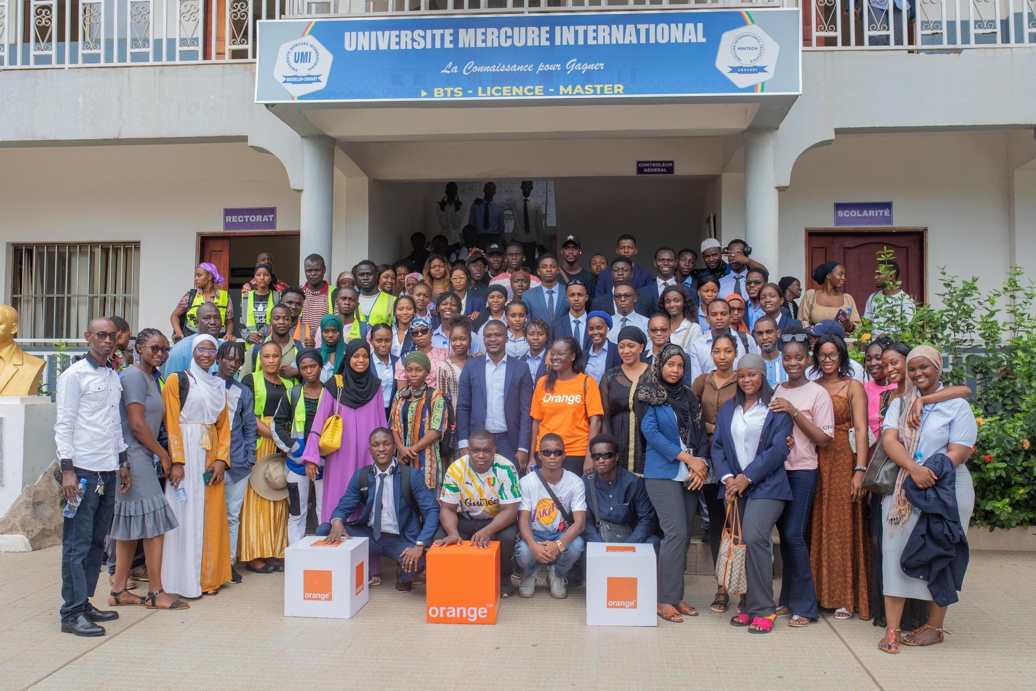 Orange organise une conférence sur les métiers à l'Université Mercure International de Guinée