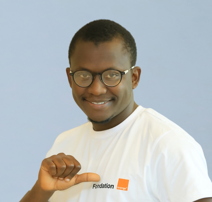 Moussa affirme que sa perception du don de soi à été changée à travers son engagement