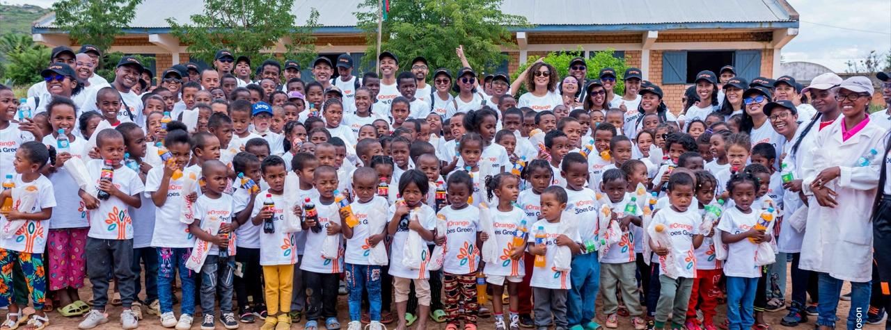 Ensemble créons le changement,
unis faisons la différence