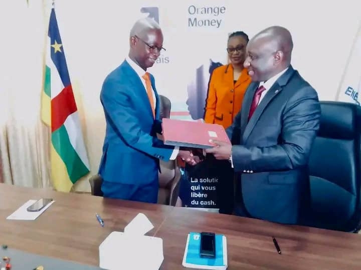 Paiement des factures d'électricité prépayées et post-payées d'ÉNERCA grâce à Orange Money