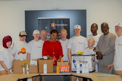 La Fondation Orange Guinée renforce son engagement social avec un don de crèmes solaires à l’UPAAF