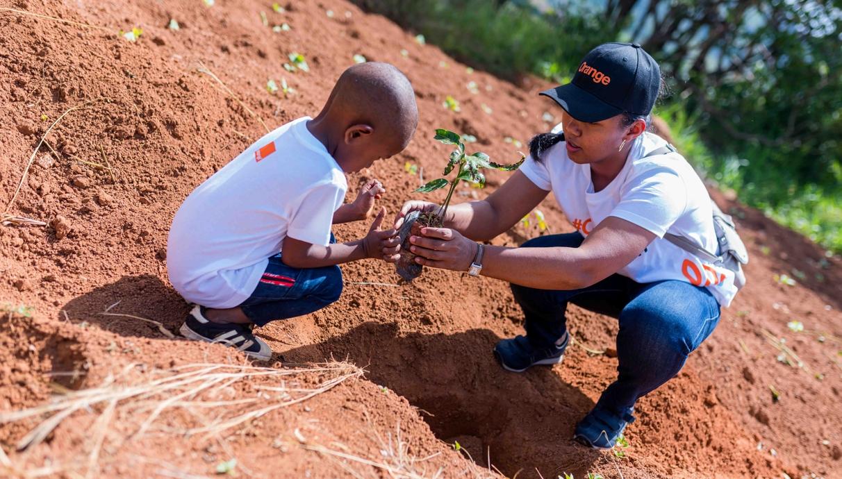 Ensemble créons le changement,
unis faisons la différence