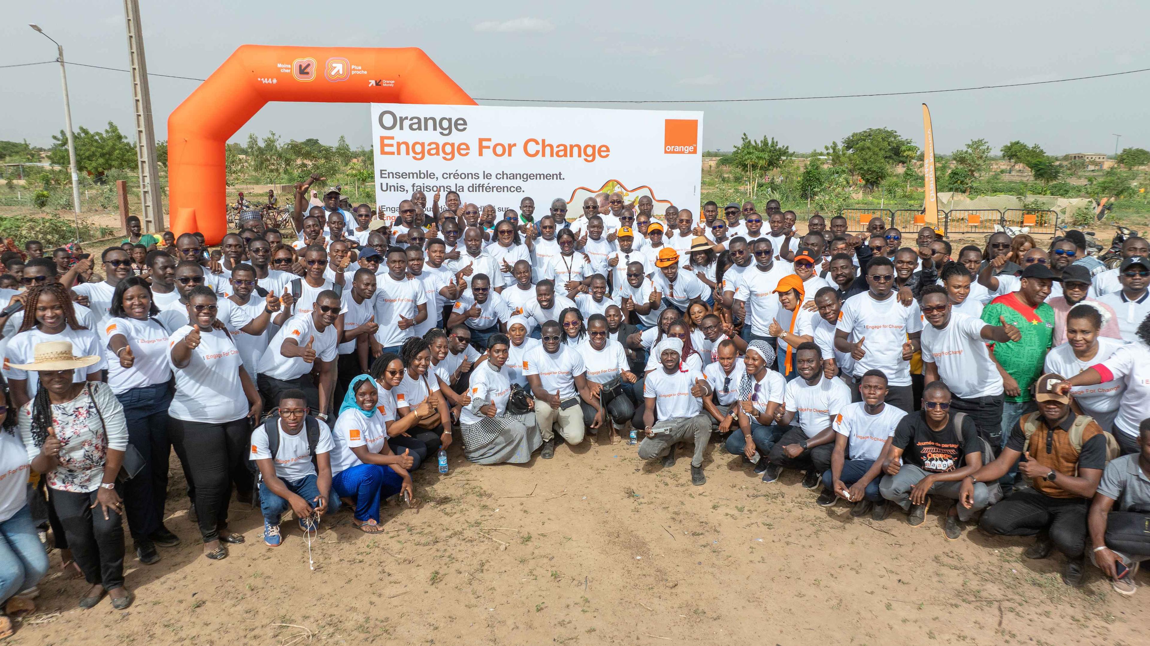 Ensemble, créons le changement
Unis, faisons la différence