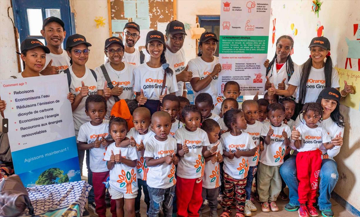 Ensemble créons le changement,
unis faisons la différence