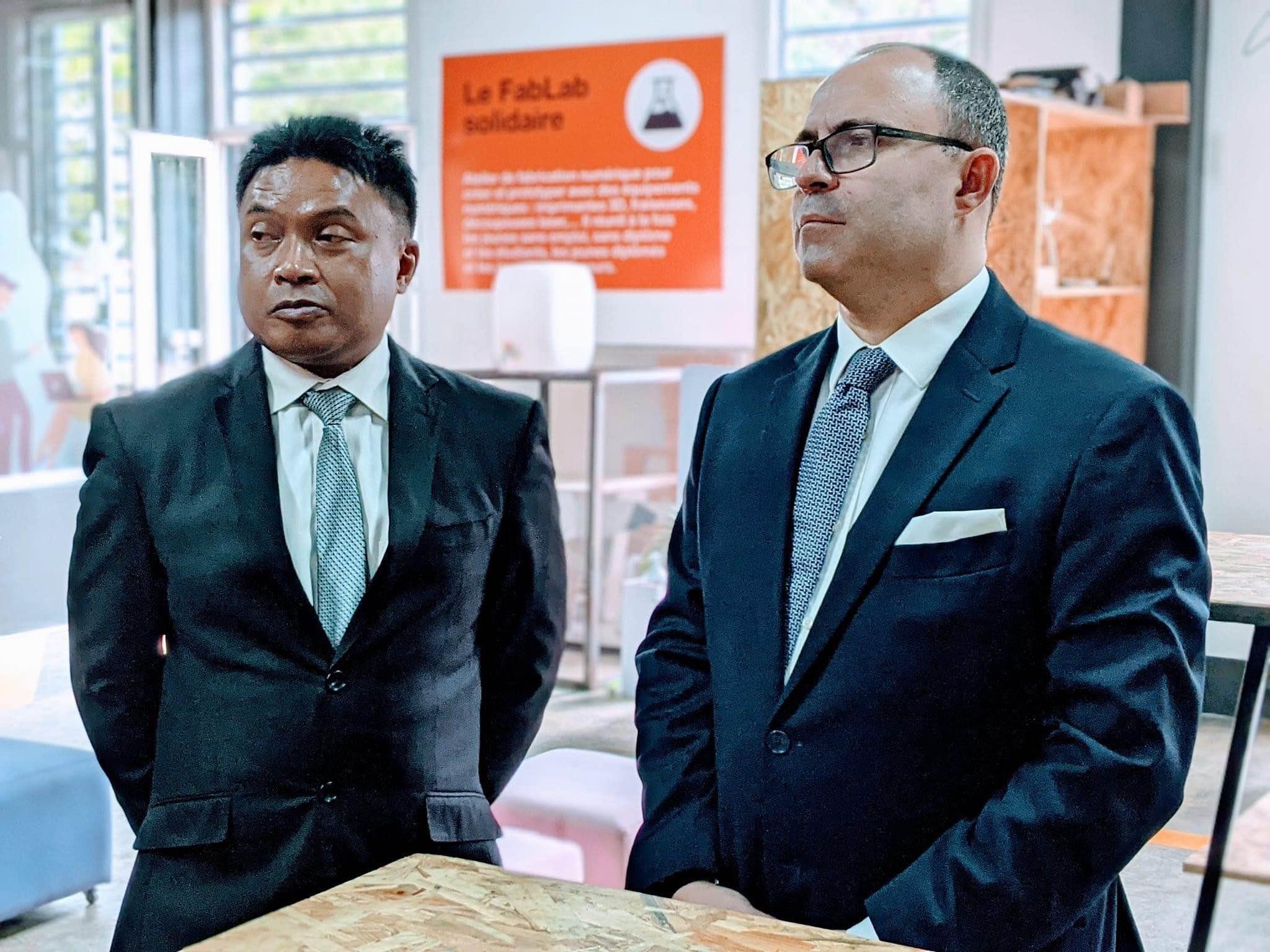 De prestigieux visiteurs au FabLab solidaire Ankatso