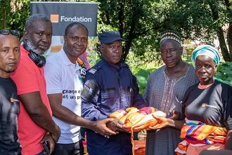 Lutte contre le paludisme : la Fondation Orange Guinée distribue 1 000 kits de prévention à Dubréka et Kindia